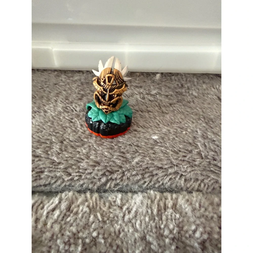 Skylanders Ambush Tuff Luck Life Crystal and Zelda Amiibo Daruk Figure Lot